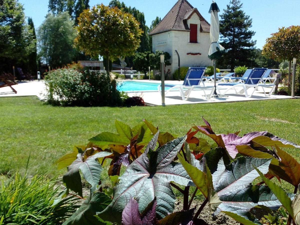 Chambres D'Hotes Au Clos De Beaulieu Bossee Exterior photo